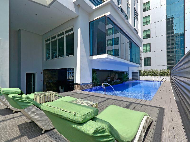 Currency Serviced Suites Pasig City Exterior foto